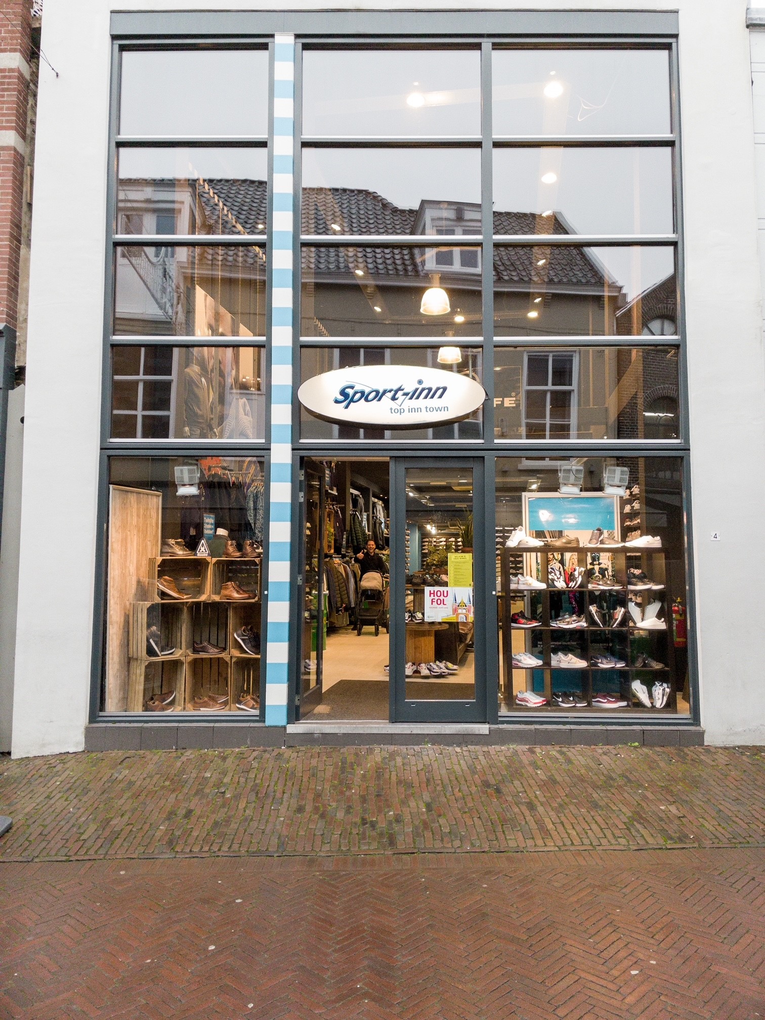 Onvermijdelijk Schatting Vroegst Sport-inn Sneek – Dé sneakerwinkel van Friesland